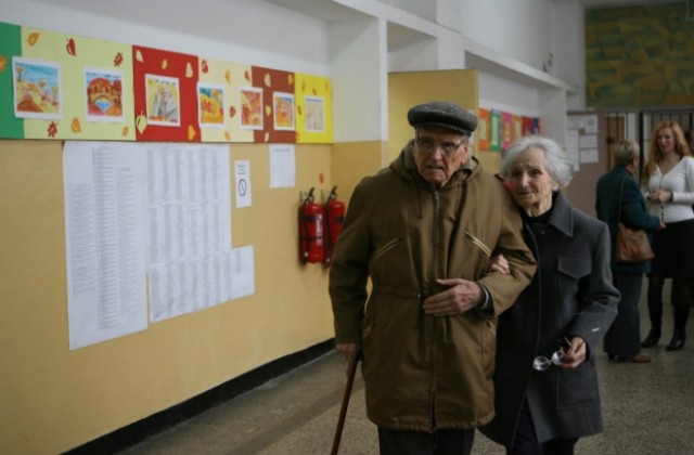 42.59% от гласовете в Ловеч са за Минчо Казанджиев