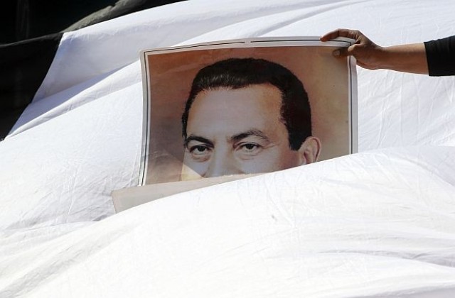 Противоречива информация за здравето на Хосни Мубарак