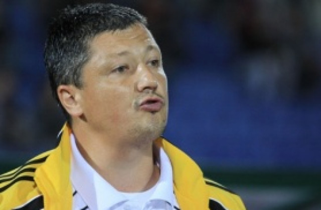 Любо Пенев: Повече няма да съм треньор на Литекс, преговарям с Боби Михайлов