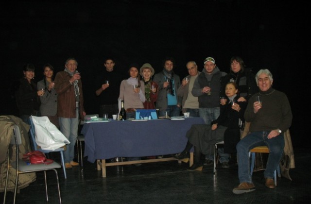 Млада актриса поставя в драматичния театър Малката русалка