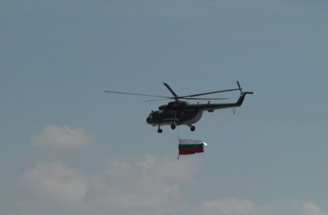 Авиобазата в Крумово отбелязва 50 години