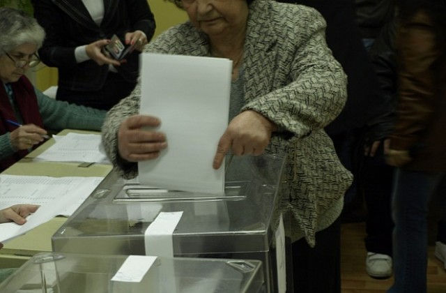 ОТ МЕСТОПРЕСТЪПЛЕНИЕТО ПЛОВДИВ: Над 40 души си продадоха гласа за 30 лева