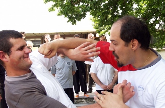 Показват ново бойно изкуство