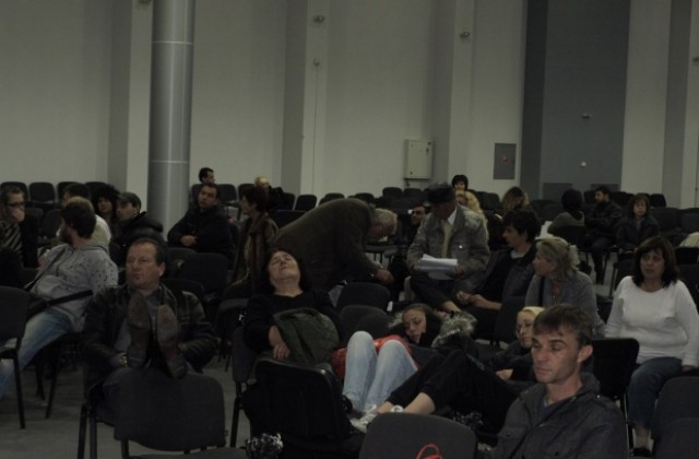 Протоколите и бюлетините от балотажа ще се предават в 7-ма палата на Панаира