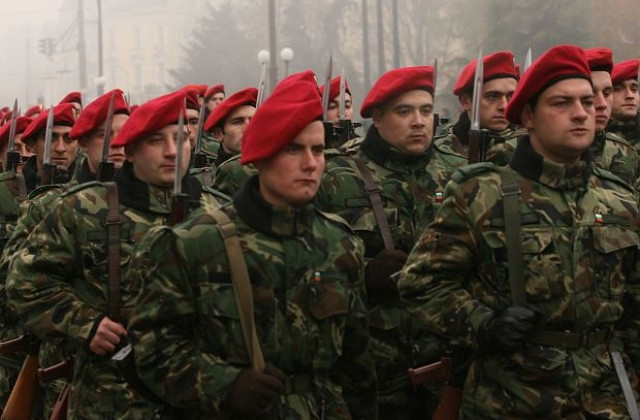 Завърнаха се военнослужещи, участвали в операцията на НАТО в Афганистан