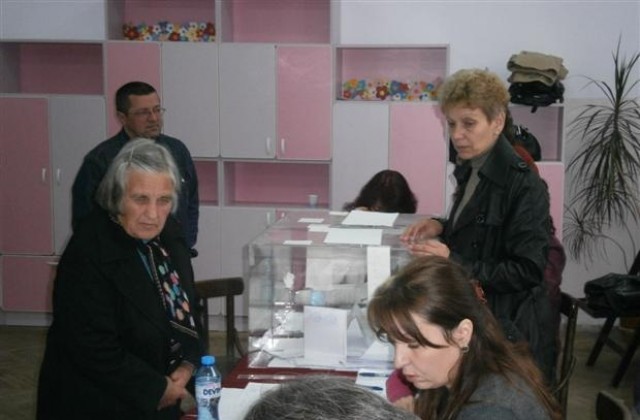 Приключиха изборите в Шуменско, над 69 000 гласуваха за президент, а над 28 000 за местна власт