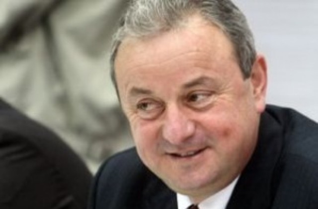Новият стар кмет на Ловеч Минчо Казанджиев пред Дарик