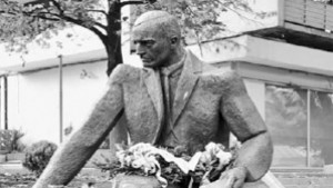 Учените също празнуват
