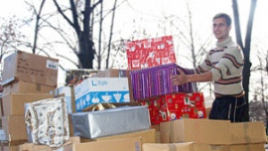 БЧК в Димитровград започна третия транш с хранителни продукти от