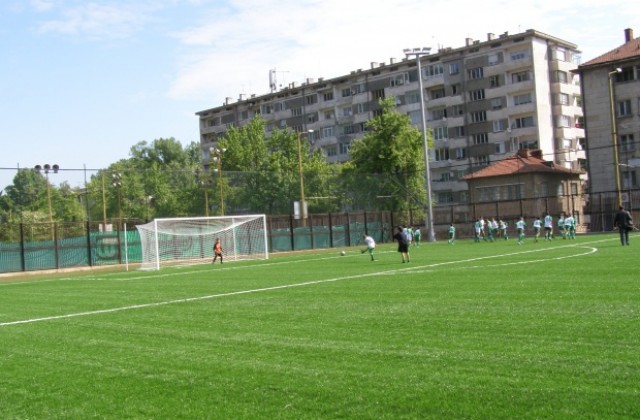 Срещата „Янтра 1919 - „Торпедо 2004 - на осветление