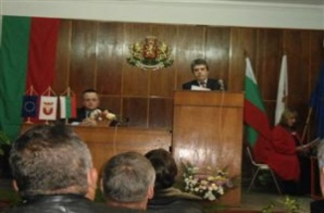 Гнер Ашимов бе избран за председател на общинския съвет в Опака
