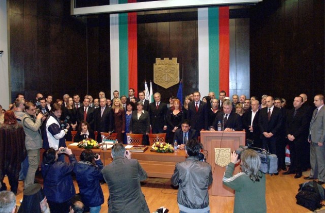 Кмет и избраници се заклеха да служат на Варна