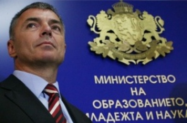 Победа, а не просто оцеляване е необходимо за образованието, смята Сергей Игнатов