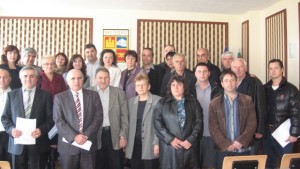 Кметове и съветници получиха удостоверенията си в Мездра