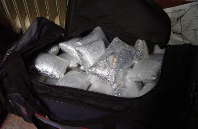 Амфетамини и марихуана иззеха полицаи при акция в София