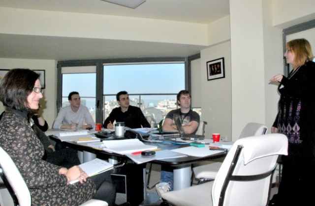 САЩ връщат 3,5 млн. долара на студентите ни