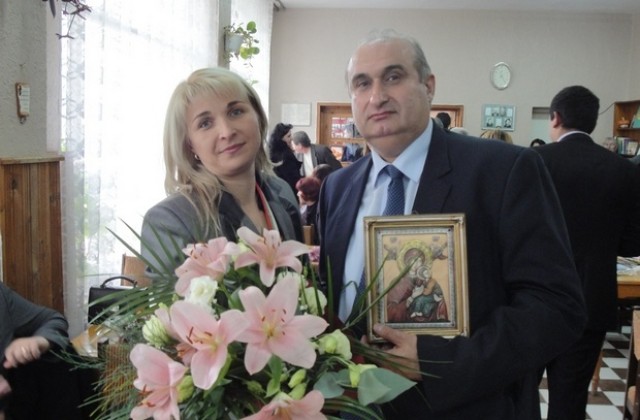 Детелина Борисова се закле като кмет на Стражица