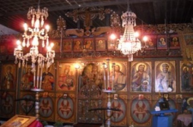 Почитаме паметта на Св. Архангел Михаил