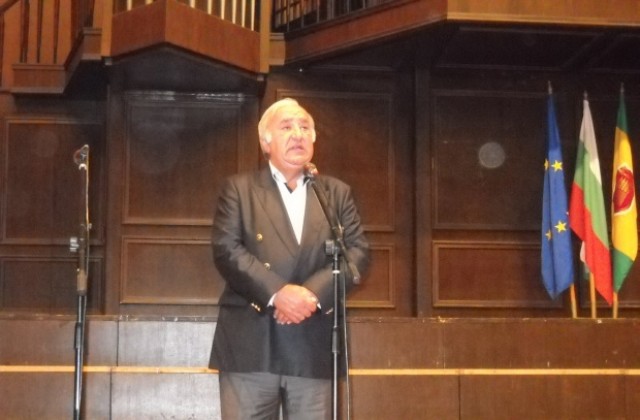 Арх. Жечев не бил принуждаван да напусне общината