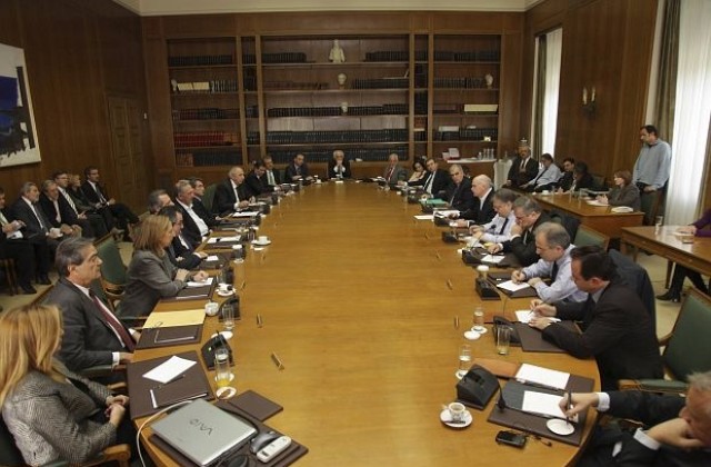 Обявяват състава на новото коалиционно правителство в Гърция