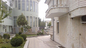 Частен съдия рови имотите на Рашкови заради неплатени данъци