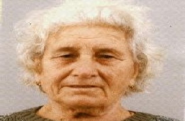 Полицията издирва 86-годишна жена с деменция