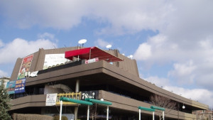 Варненското НДК с нов облик без бараки и висящи рекламни