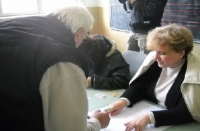 Плащат възнагражденията за първи тур на изборите в Дупница