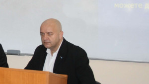 Иво Братанов за книгата Есета за толерантността