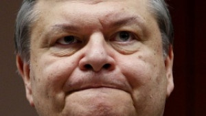 Финансовият министър на Гърция Евангелос Ванизелос запази поста си