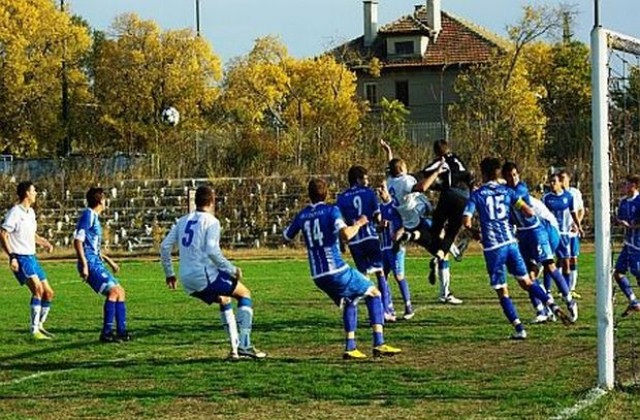Юношите на Черноморец Бургас с две победи през уикенда