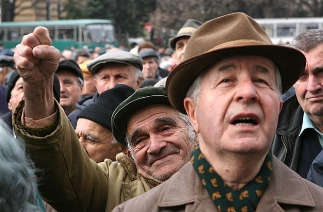 Да се увеличи ли възрастта за пенсиониране с настъпването на новата година?