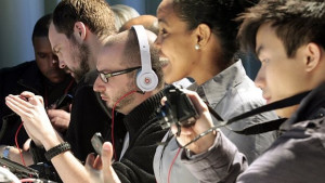 Vertu представи смартфон със сензорен екран