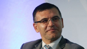 Чиновниците ще получават повече за добра работа не за прослужено