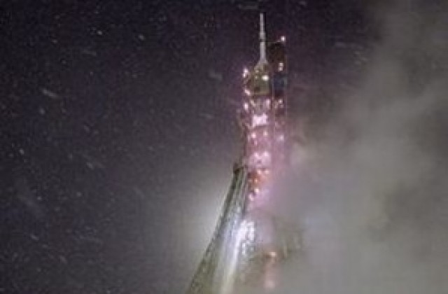 „Союз” се скачи с Международната космическа станция