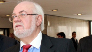 КТ Подкрепа Премиерът да преосмисли оставането на Дянков на поста