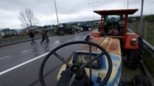 Фермерите заплашват с блокади ако до 28 ноември не се