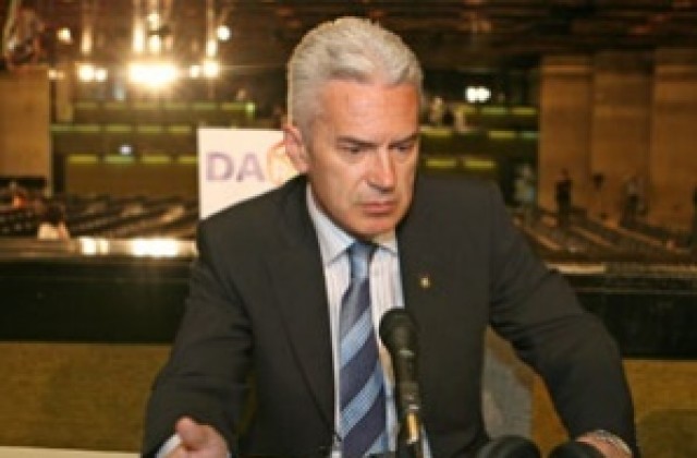 Русенската Атака твърдо зад Сидеров