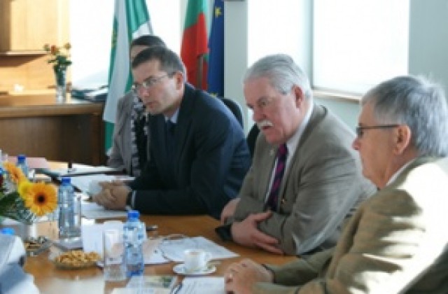 Сътрудничеството между Габрово и Тун продължава