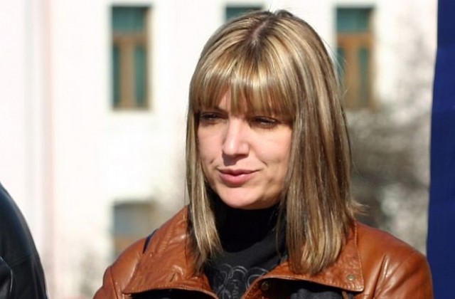 Уволниха Капка Георгиева като главен редактор на вестник „Атака”