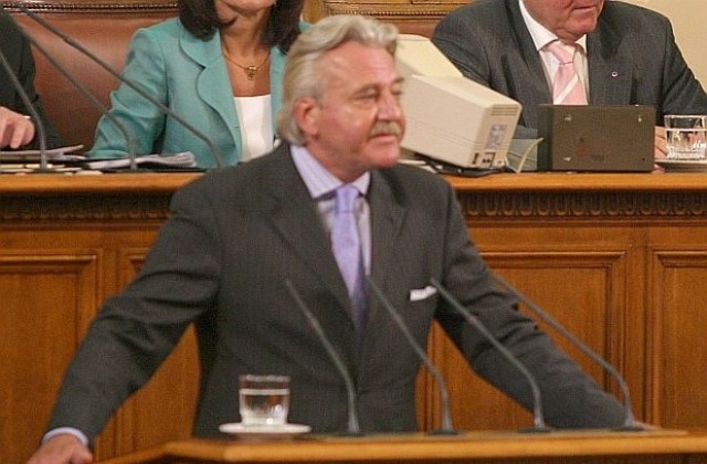 Сините: Борисов да наблюдава разследването на нападението на Александър Николов