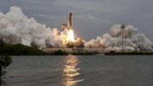 Продават исторически бележник от Аполо 13