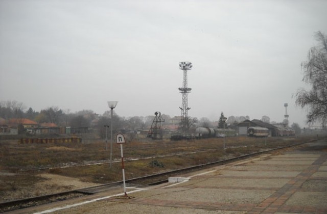 Влаковете в Добричко се движат, пътници няма