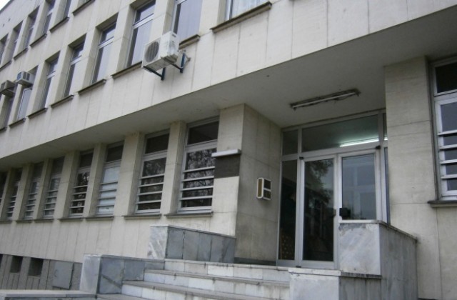 Откриха марихуана в жилища в Севлиево