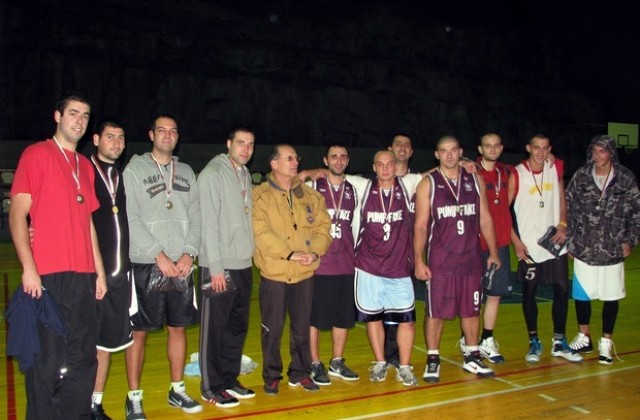 Pump Fake спечели турнир по стрийтбол във ВТУ
