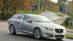 Jaguar прибегна към комби