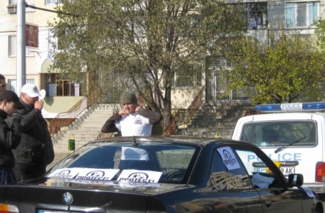 Два пъти повече полицейски коли от протестиращите срещу високите цени на горивата