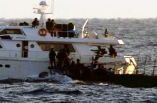 Петимата моряци от потъналия в Ирландско море кораб все още не са намерени