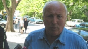 Селскостопанска техника пътува към Петолъчката