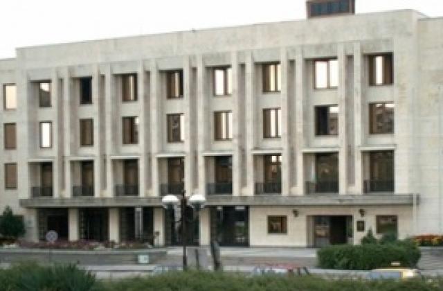 Данъчният отдел в Горна Оряховица няма да работи следобед
